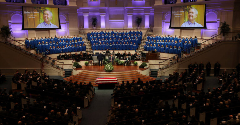 Tributes, and Politics Too, at Lindsey Graham’s Funeral in South Carolina