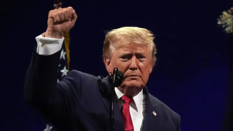 The Memo: Troubles crowd in on Trump as he prepares for address