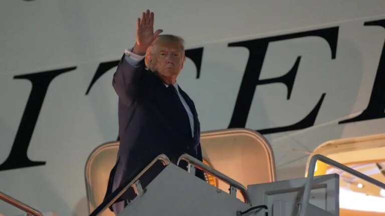 Trump returning to US on old Air Force One amid Iran threats