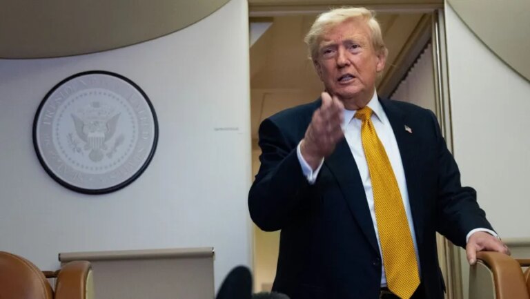 Live updates: Trump says US will resume Strait of Hormuz blockade; Graham's death scrambles Senate GOP's course