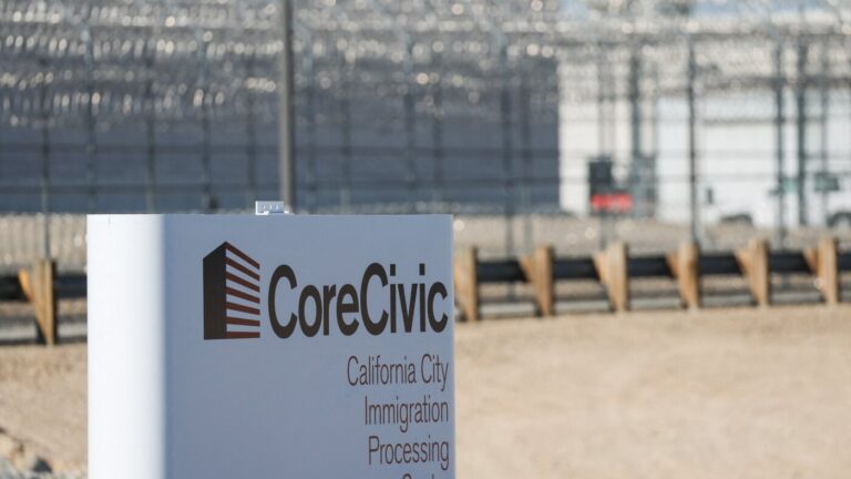 Private prisons announce $1.4 billion in revenue as immigration detentions climb : NPR