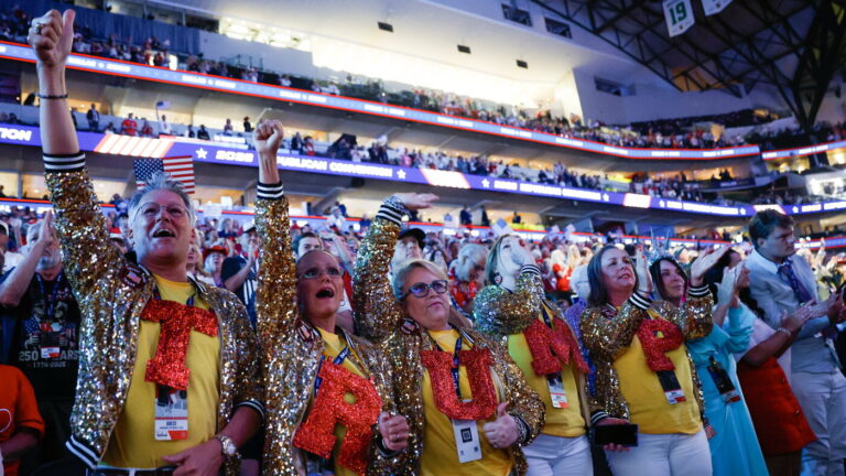 Trump, Vance to close out Republican convention Thursday night : NPR